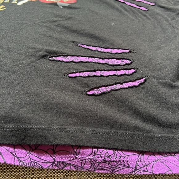 Disney Womens Hocus Pocus "Tonight We Fly" Graphic T-Shirt, Size: Large - Picture 10 of 17